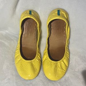 Lemon Patent Tieks Size 9